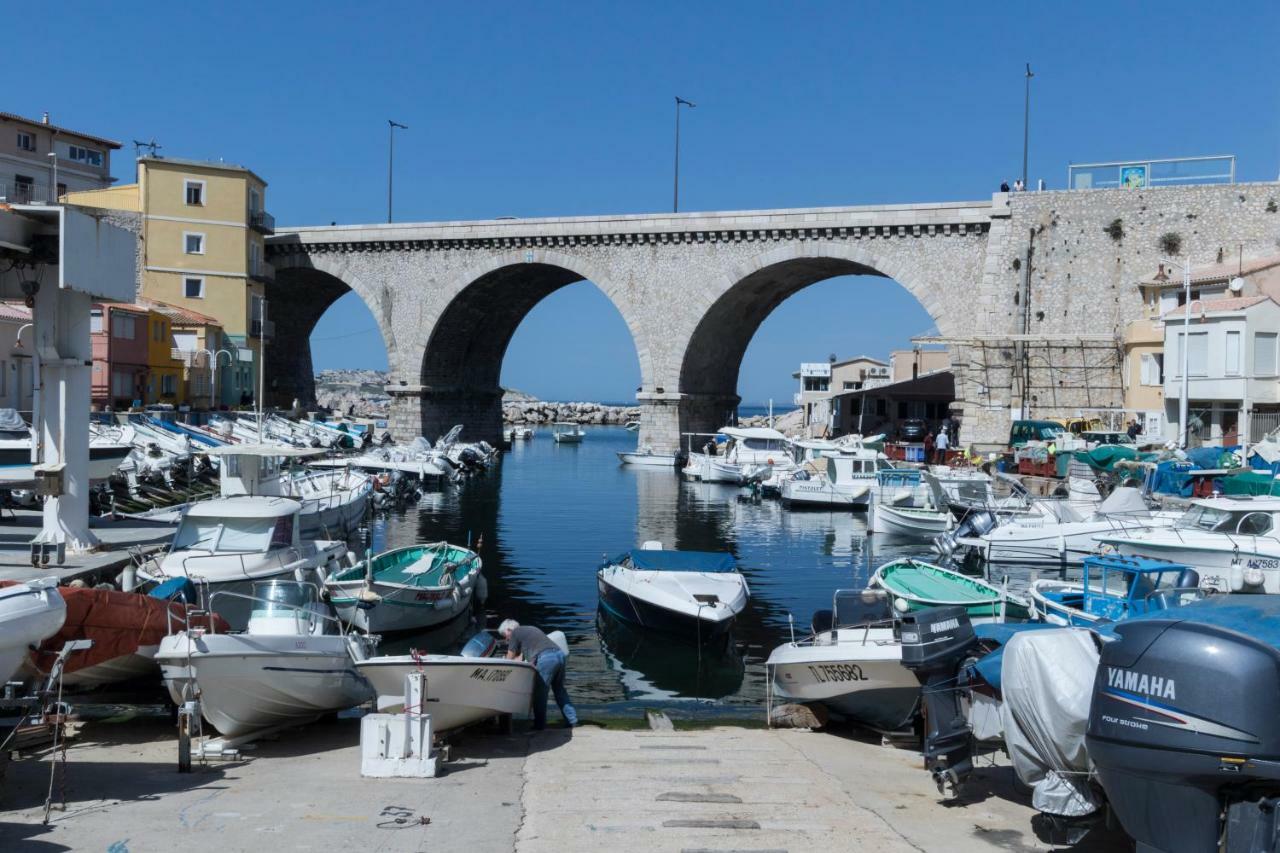 Stud Terras Ville Corniche 2 Pers Stat Gratuit Rue Modif Suivt Possib Et Accord Exclusif Marseille Exteriér fotografie