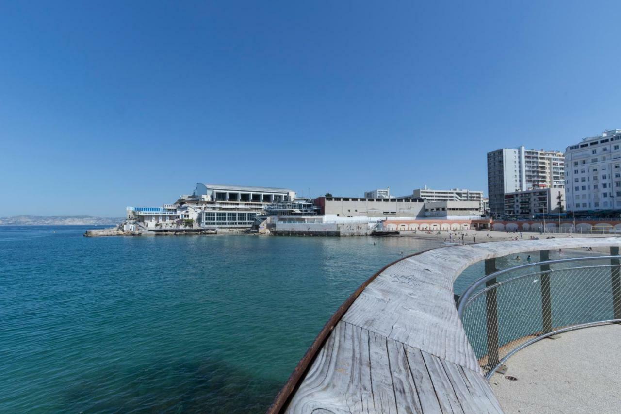Stud Terras Ville Corniche 2 Pers Stat Gratuit Rue Modif Suivt Possib Et Accord Exclusif Marseille Exteriér fotografie