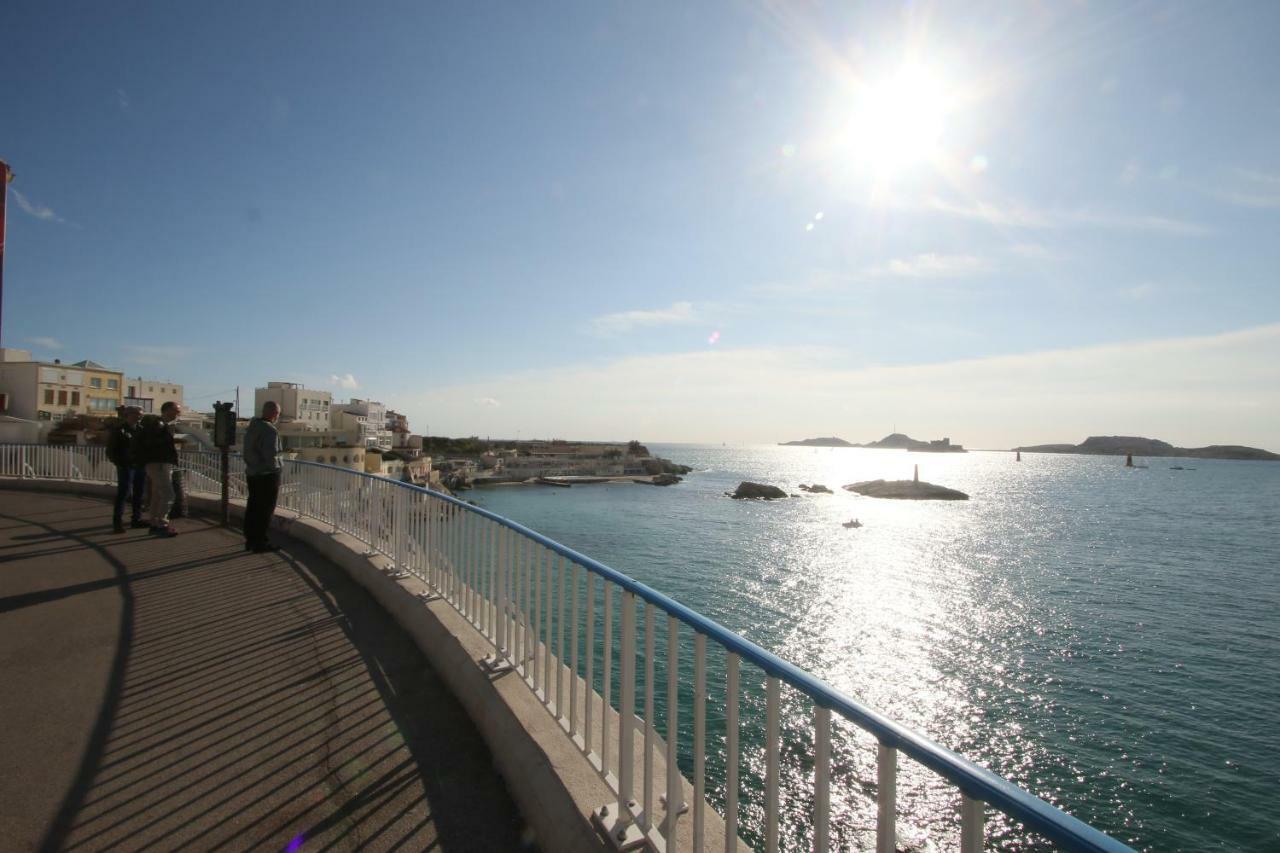 Stud Terras Ville Corniche 2 Pers Stat Gratuit Rue Modif Suivt Possib Et Accord Exclusif Marseille Exteriér fotografie