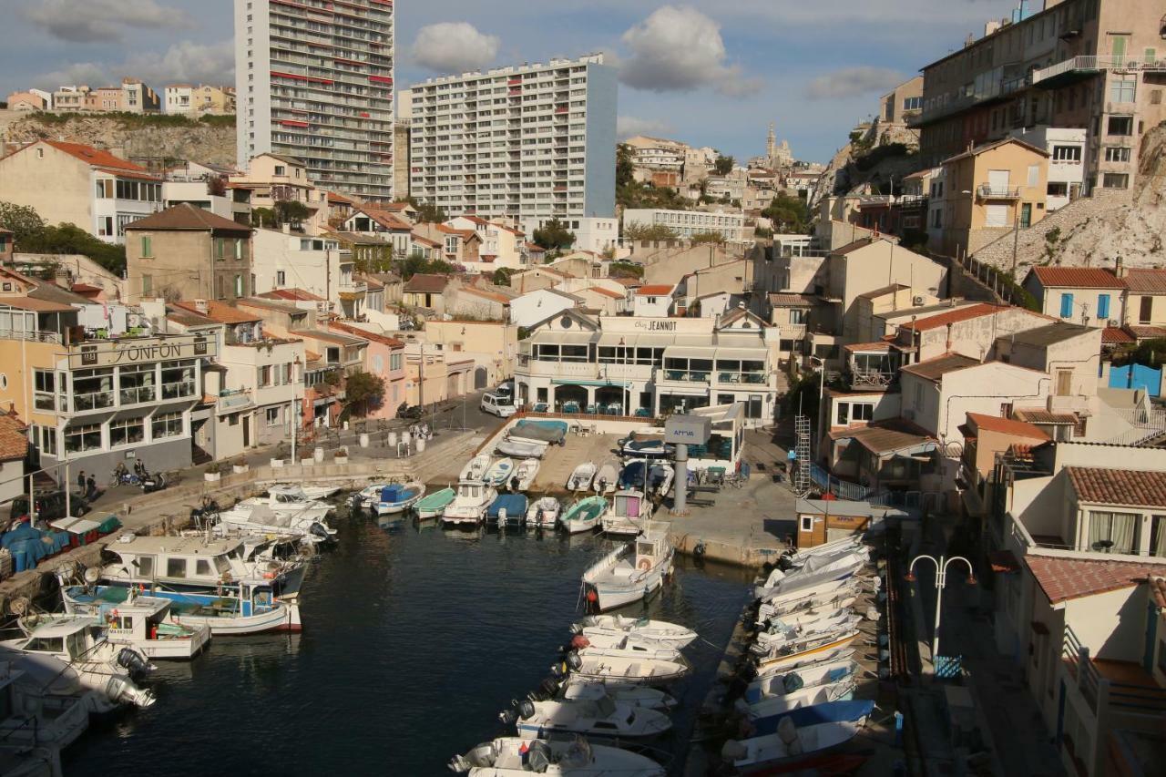 Stud Terras Ville Corniche 2 Pers Stat Gratuit Rue Modif Suivt Possib Et Accord Exclusif Marseille Exteriér fotografie